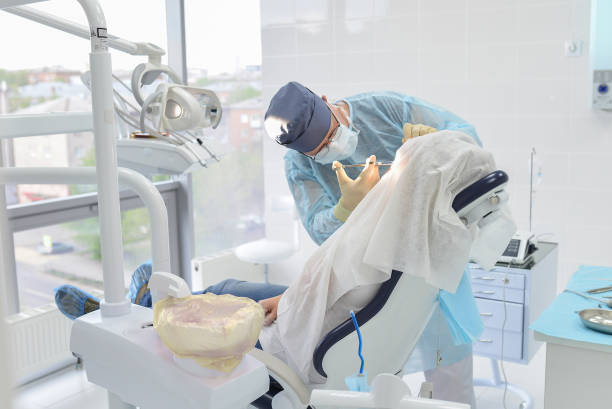 Best Holiday Emergency Dentist in Benbrook, TX